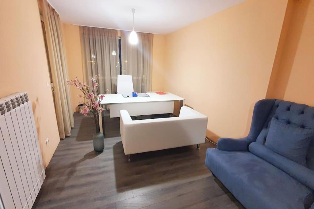 елегантен градски с обширна тераса Apartment